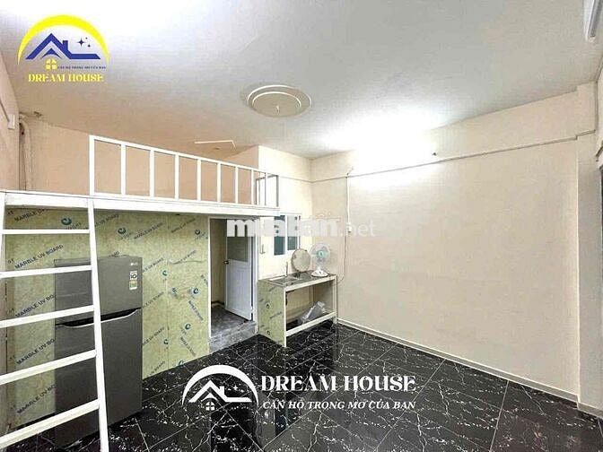 Mình cần pass phòng Giá 2tr8 cọc 1 tháng  dv 150   nước 100k/nguoi   x