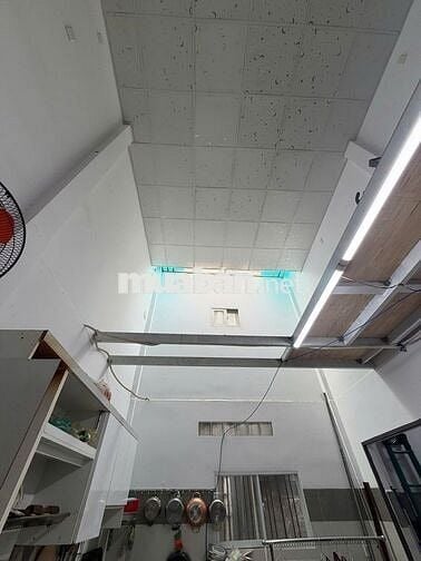 Bán nhà hẻm xe hơi sát mặt tiền ngay Chợ Bà Chiểu - 90m² nở hậu 8.7 tỷ