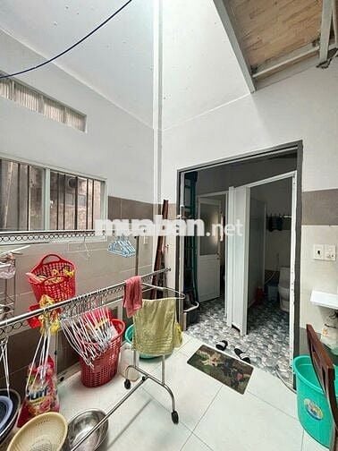 Bán nhà hẻm xe hơi sát mặt tiền ngay Chợ Bà Chiểu - 90m² nở hậu 8.7 tỷ