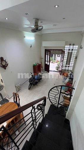 Cho thuê nhà nguyên căn HXH Phan Văn Trị - Nguyễn Văn Cừ, P. Chợ Quán