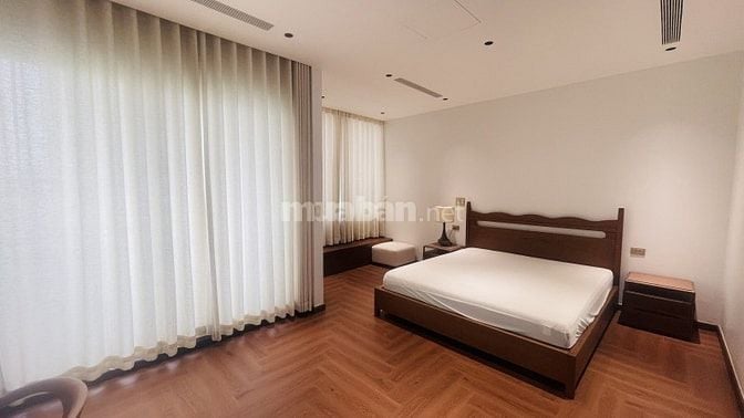 Việt Hưng – Long Biên – 121 M2 – 5 Tầng -MT 6 M – Giá 39.5 Tỷ. BIỆT TH
