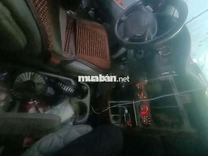 Kia Carnival 2007 Xám 7 chỗ 93.979 km