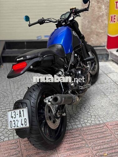 Benelli Leoncino 500 Scrambler