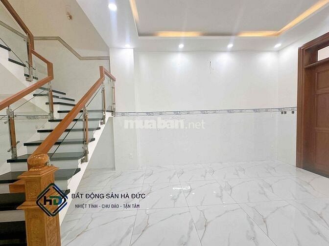 Nhà 2 lầu 4.5x30 mặt tiền nhánh gần trường Nguyễn Trung Trực