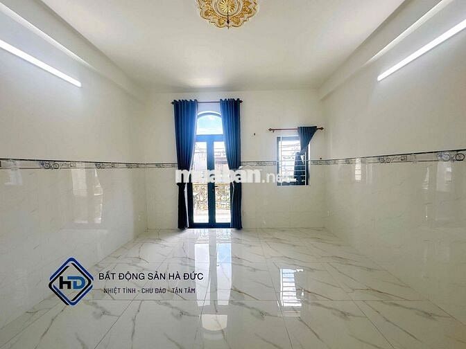 Nhà 2 lầu 4.5x30 mặt tiền nhánh gần trường Nguyễn Trung Trực