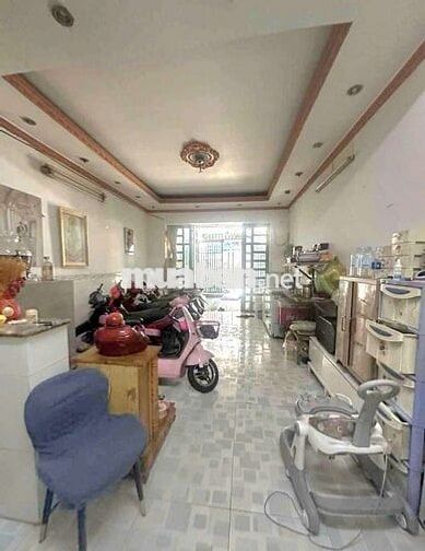  cần tiền bán gấp nhà khu tên lửa aeon mall đang có dòng tiền 10tr/th