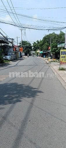 Nhà MT Đường Cho Thuê DT10M x 20M