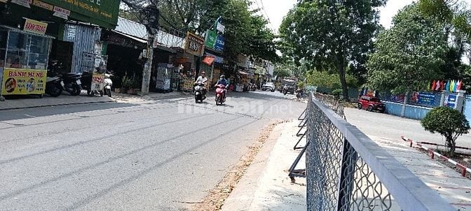 Nhà MT Đường Cho Thuê DT10M x 20M