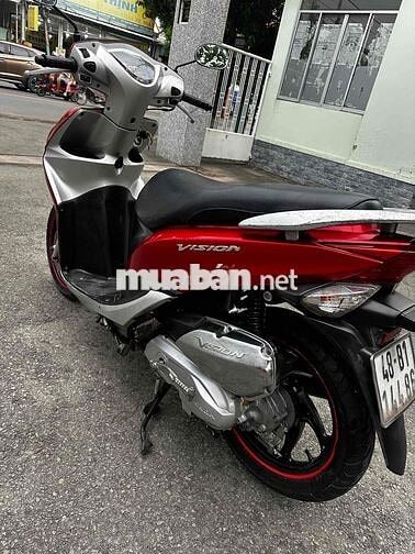 Honda Vision 2012 màu Đỏ