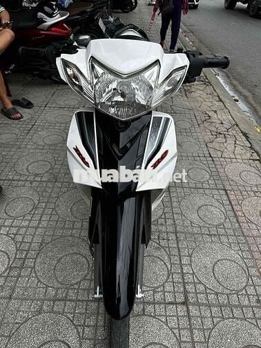 Yamaha Sirius RC Tự động Trắng đen