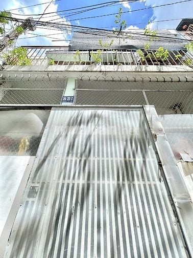 Nhà 2 Tầng 5x15(75m2) Hẻm Oto Phạm Văn Đồng Cho Thuê 30Tr Giá 5,9 Tỷ