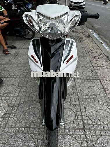 Yamaha Sirius RC Tự động Trắng đen