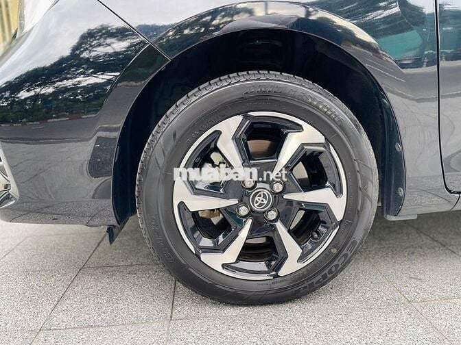 Toyota Vios 1.5G 2024 Đen 15.000 km
