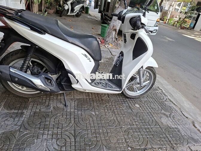 Honda SH 2018 Trắng