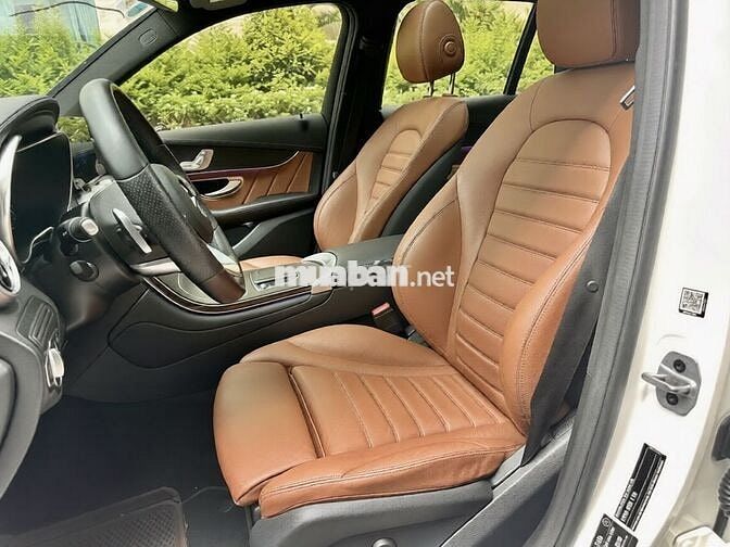 Mercedes Benz GLC 300 4Matic 2022 Trắng 5 chỗ