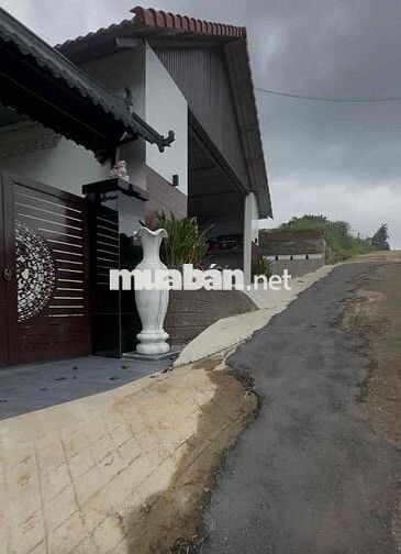[DUYÊN LÀNH] - BÁN BIỆT THỰ SÂN VƯỜN VIEW ĐẸP BÌNH YÊN TẠI LÂM ĐỒNG -