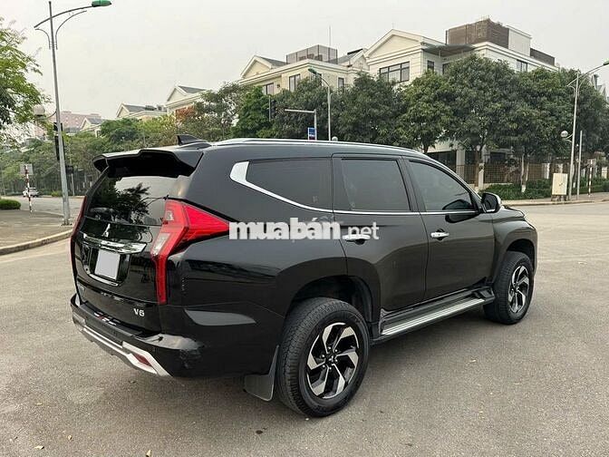 Mitsubishi Pajero Sport 3.0 V6 2024 Đen