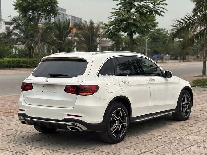 Mercedes Benz GLC 300 4Matic 2022 Trắng 5 chỗ
