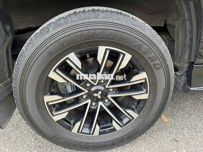 Mitsubishi Pajero Sport 2022 2.4 AT 4x2 Đen