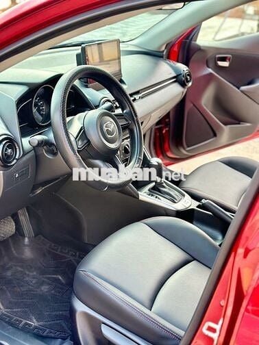 Mazda 2 Sedan 1.5AT 2025 Đỏ Thái Lan