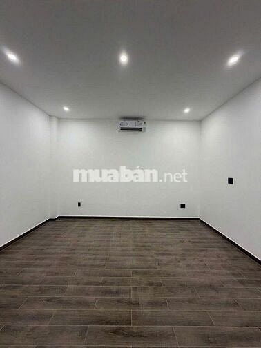 NHÀ MỚI - 25A Cửu Long, P.2, Q.TB - DTSD 450m2 - Thang Máy, Sàn Suốt