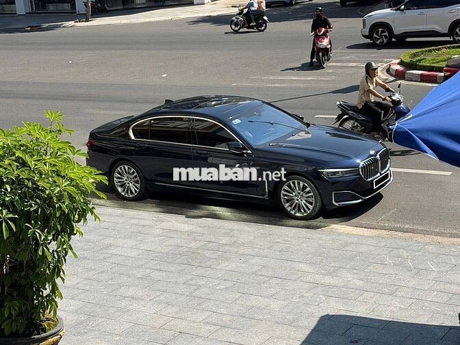BMW 740Li 2021 Xanh cavansite odo 4 vạn zin