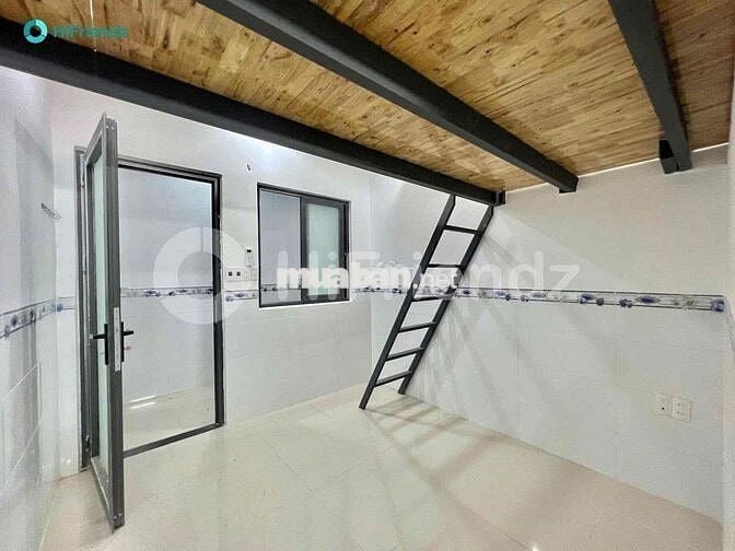 DUPLEX BANCOL SẴN MÁY LẠNH ĐI BỘ QUA ĐH CÔNG THƯƠNG ZÁ HẠT DẺ CHO HSSV