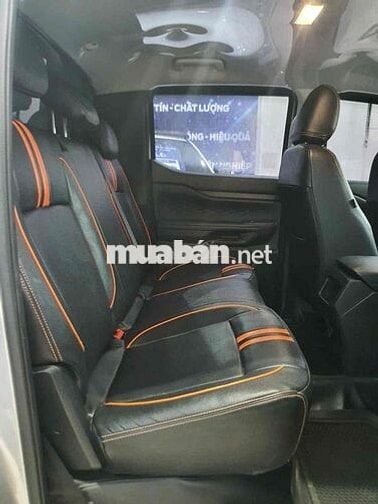 Ford Ranger XLS 2 Cầu 2024 Bạc, VAY 70% TL