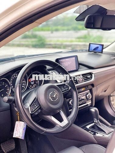 Mazda 6 2.0 Premium 2020 Trắng 40000 km