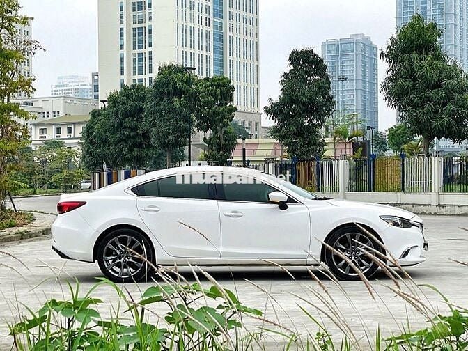 Mazda 6 2.0 Premium 2020 Trắng 40000 km