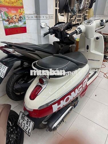 Peugeot Django 2018 Trắng, Đỏ Pháp