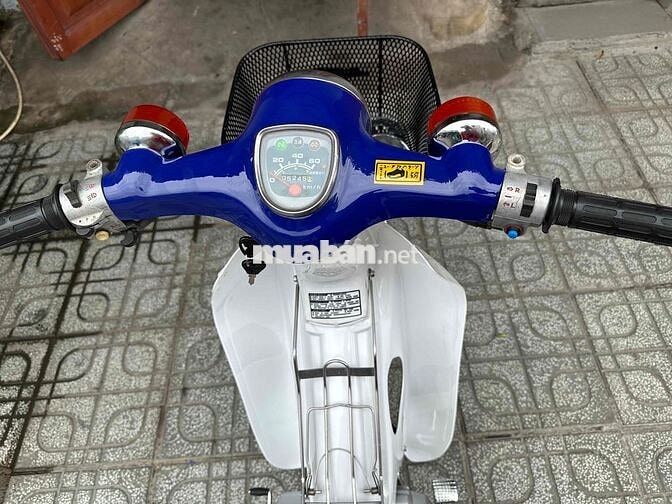 Honda Cub 88/50 Xanh Trắng Xăng cơ