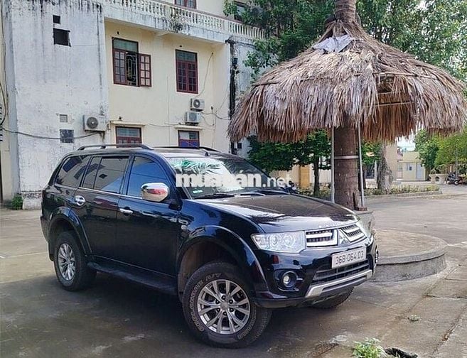 Mitsubishi Pajero Sport 2016 Dầu Số sàn Đen