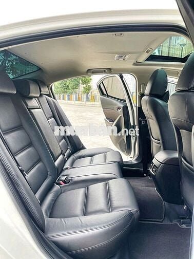 Mazda 6 2.0 Premium 2020 Trắng 40000 km