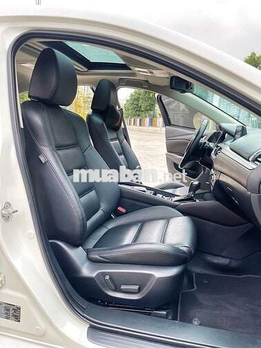 Mazda 6 2.0 Premium 2020 Trắng 40000 km