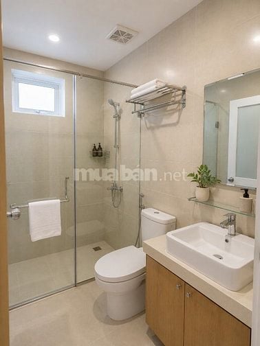 Bán nhà hẻm 12m CMT8, Quận 3, 12x10, 4 tầng, 45tr/tháng, chỉ 17 tỷ X 