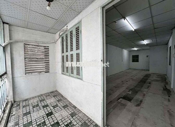 Nhà Mặt bằng nguyên căn hẻm xe hơi. Bình Thạnh