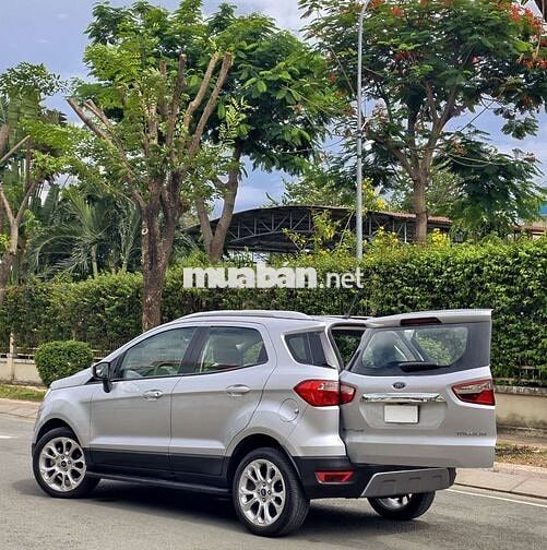 Ford EcoSport Titanium 1.5 AT Bạc