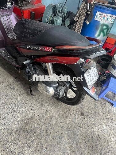 Yamaha Novo 5 màu Đỏ Tím