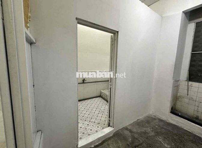 Nhà Mặt bằng nguyên căn hẻm xe hơi. Bình Thạnh