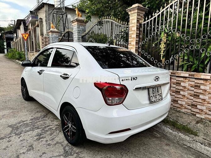 Hyundai i10 2015 Số sàn 1.2L Trắng
