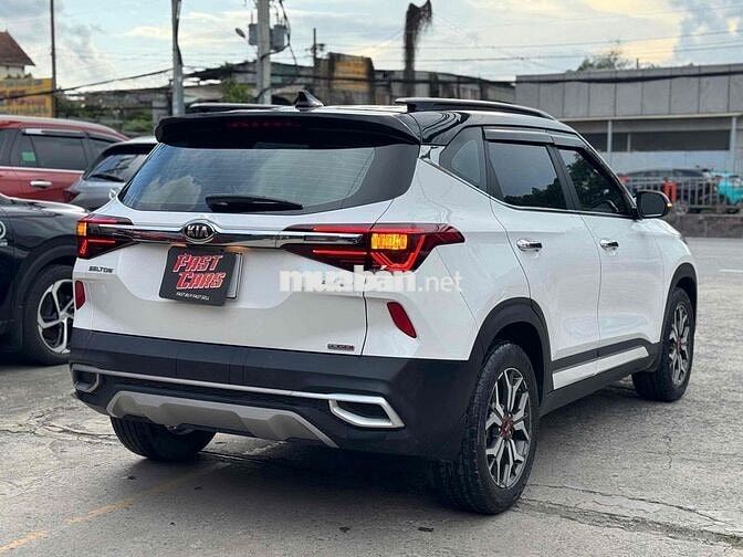 Kia Seltos Premium 2021 Trắng Tự động
