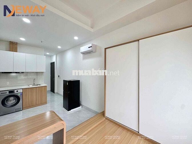 đối diện Etown - cộng hoà có ban công đầy đủ nội thất mới xây