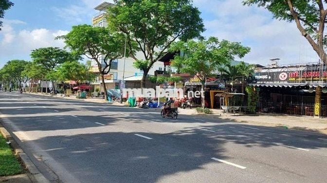Bán dất MT đường Phan Văn Đối, gần 300m2, SHR, giá 14,8 tỷ, Hóc Môn.