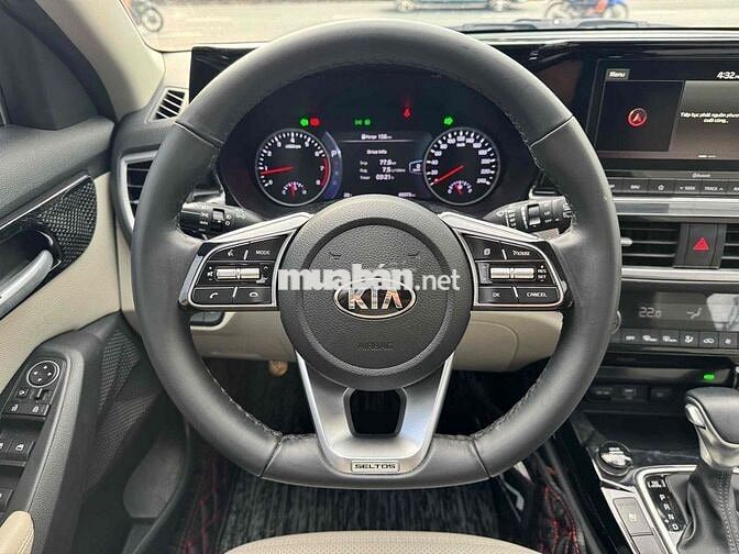 Kia Seltos Premium 2021 Trắng Tự động