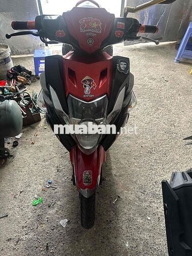 Yamaha Novo 5 màu Đỏ Tím
