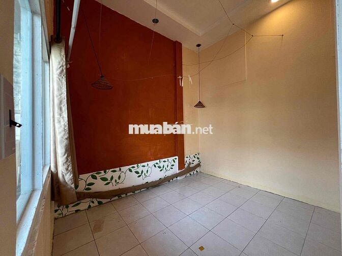 Cho Thuê Chung Cư 5PN -3WC Kinh Doanh Tự Do 120m2 Ngay Cầu Ông Lãnh Q1