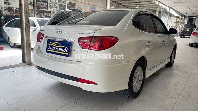 Hyundai Avante 2012 Số sàn màu Trắng