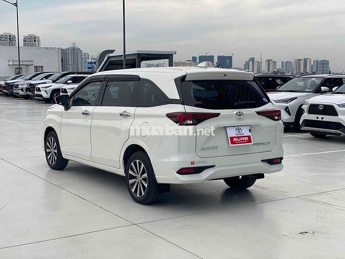 Toyota Avanza Premio 2023 1.5 CVT Trắng