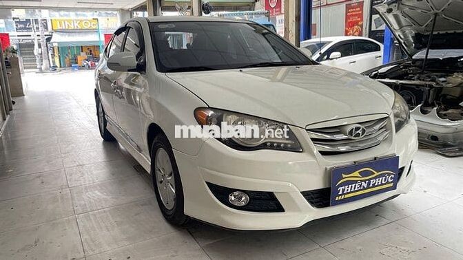 Hyundai Avante 2012 Số sàn màu Trắng